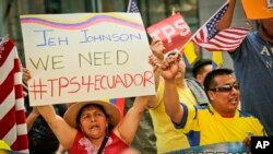 Tan pronto se supo de la devastación del terremoto, el congresista Luis Gutiérrez solicitó al presidente Obama que se otorgue el TPS para los ecuatorianos en EE.UU.