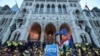Parlemen Hongaria Meloloskan RUU yang Menyasarkan Soros University
