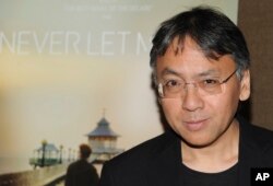 2017년 노벨 문학상 수상자로 결정된 일본계 영국인 작가 가즈오 이시구로.