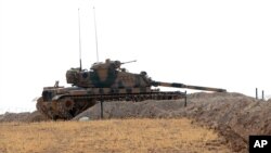 Un char turc stationné près de la frontière syrienne, en Karkamış, la Turquie, 29 août 2016. 