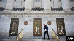 Gedung Departemen Keuangan AS di Washington, 18 October 2018. (Foto: AFP)