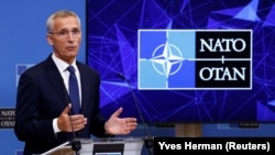 Generalni sekretar NATO-a Jens Stoltenberg tokom obraćanja u Briselu (Foto: REUTERS/Yves Herman)