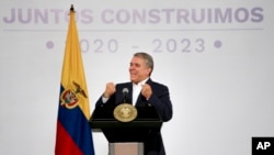 El presidente colombiano, Iván Duque, se ha visto obligado a convocar una reunión con organizaciones civiles para tratar los temas por los que protesta la ciudadanía.