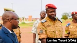 Le lieutenant-colonel Paul Henri Sandaogo Damiba, Ouagadougou le 27 janvier 2022 (VOA/Lamine Traoré)