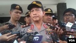 Kapolda Metro Jaya Inspektur Jenderal Tito Karnavian menjelaskan tentang kasus penembakan gedung ESDM, di Jakarta hari Jumat 11/9 (foto: Andylala/VOA).