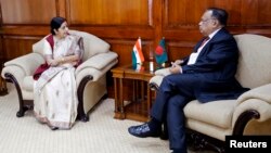 بھارت و بنگلہ دیش کے وزرائے خارجہ

