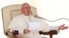 Papa lamenta abusos en Irlanda durante audiencia en el Vaticano