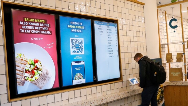 More US Restaurants Remove Dining Areas