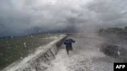 颱風茉莉侵襲菲律賓