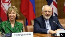 Кетрін Ештон і Джавад Заріф на переговорах у Відні