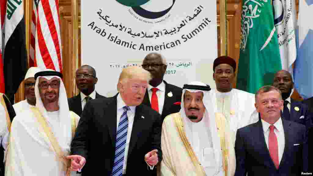 (Front R-L) Jordan's King Abdullah II, Saudi Arabia's King Salman bin Abdulaziz Al Saud, U.S. President Donald Trump, and Abu Dhabi Crown Prince Sheikh Mohammed bin Zayed al-Nahyan pose for a photo during Arab-Islamic-American Summit in Riyadh, May 21, 20