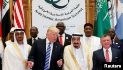 (Front R-L) Jordan's King Abdullah II, Saudi Arabia's King Salman bin Abdulaziz Al Saud, U.S. President Donald Trump, and Abu Dhabi Crown Prince Sheikh Mohammed bin Zayed al-Nahyan pose for a photo during Arab-Islamic-American Summit in Riyadh, May 21, 2017.