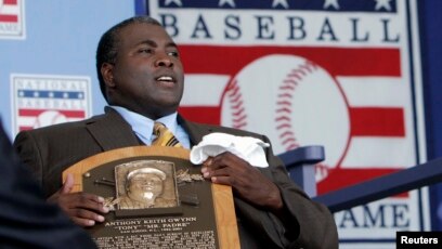 Baseball Hall Of Famer Tony Gwynn's family sues tobacco industry over his  death from cancer