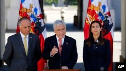 El presidente Sebastián Piñera anunció que Chile ya no será la sede de las cumbres APEC y COP 25 para poder enfocarse en solucionar las demandas hechas por la población en las protestas que convulsionaron al país en días anteriores.