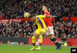 Nathaniel Clyne na Crystal Palace da Cristiano Ronaldo na Manchester United.