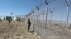 پاکستان افغانستان سرحد پر باڑ کا تنازع؛ ’افغان عوام ڈیورنڈ لائن کے معاملے میں بہت حساس ہیں‘