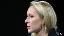 Lãnh đạo của Mặt trận Quốc gia, bà Marine Le Pen, và cô cháu gái Marion Marechal-Le Pen (trong ảnh) đều thất thế ở các khu vực trọng điểm.