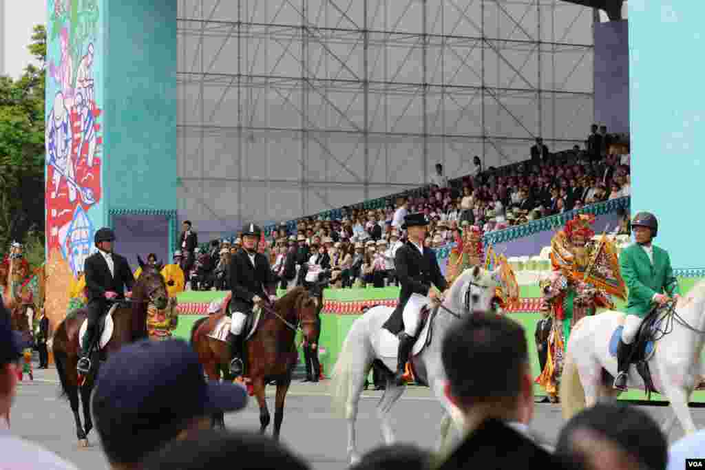 台灣總統蔡英文發表就職演說，2016年5月20日總統府前典禮（美國之音齊勇明攝影）