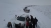 برفباری سنگین شاهراه‌های کابل - بامیان و کابل - غور را بست