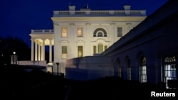 Gedung Putih bersiap untuk menyambut 'First Family' baru: keluarga Presiden terpilih Joe Biden hari Rabu (20/1) nanti. 