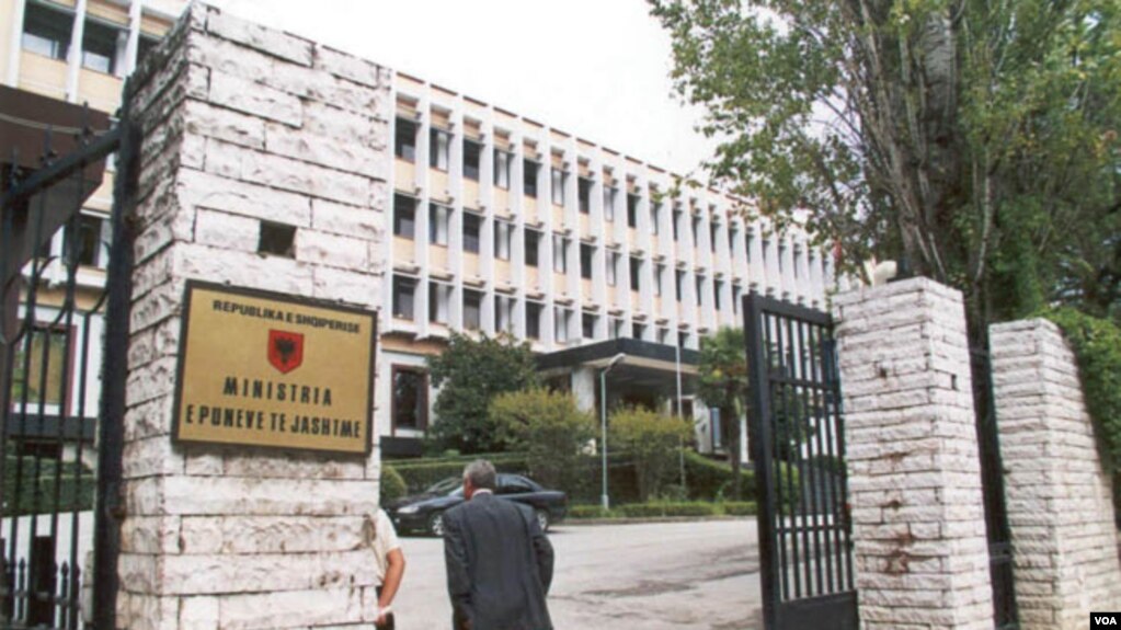 Shqipëri, nuk respektonte masat anti COVID, dëbohet diplomati rus