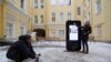 Russia Removes Steve Jobs Memorial After Apple CEO Comes Out