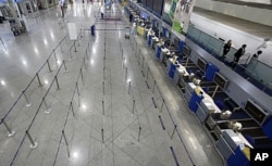 Aéroport Eleftherios Venizelos, Athènes (5 octobre 2011)