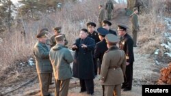 မြောက်ကိုရီးယားခေါင်းဆောင်နဲ့ တပ်ဖွဲ့များ