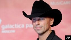 Kenny Chesney at the MusiCares Person of the Year tribute in Los Angeles, Feb. 8, 2013. 