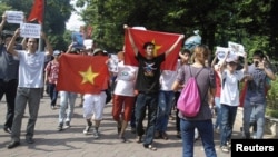 Biểu tình chống Trung Quốc tại Hà Nội ngày 5/8/2012