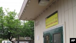 The Ethiopian Community Center in Seattle tries to put ethnicity aside, and bring all Ethiopians together as one people.