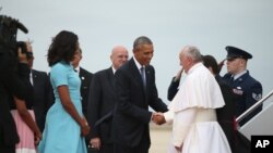VaBarack Obama amai Michelle Obama na Pope Francis 