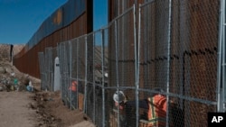 El precio total del muro con México podría elevarse a 21.000 millones de dólares.