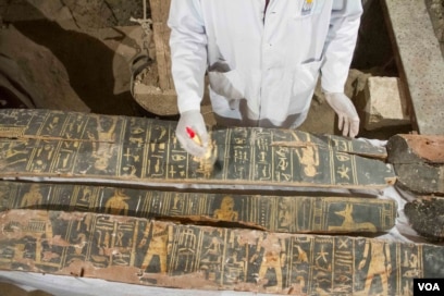 Discovery of Two Ancient Tombs Announced in Egypt