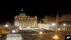 View of St. Peter's Square during vigil for Syrian peace attended by Pope Francis, at the Vatican, Sept. 7, 2013.
