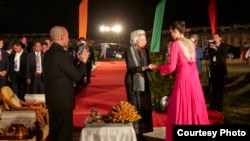 Angelina Jolie is being greeted by the Queen Mother Norodom Monineath and King Norodom Sihamoni at the premier of "First They Killed Father" at Siem Reap, Cambodia.(Amanda Boury/Netflix)