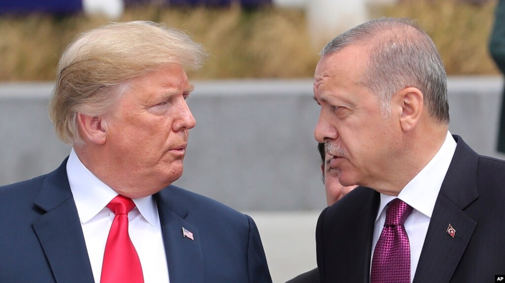 Трамп и Эрдоган обсудили закупку Турцией российских комплексов С-400 Трамп и Эрдоган обсудили закупку Турцией российских комплексов С-400