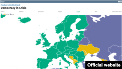 Karta stanja demokratije u Evropi u novom izveštaju Fridom hausa. Srbija je među slobodnim zemljama u kojima se beleži pad demokratije.