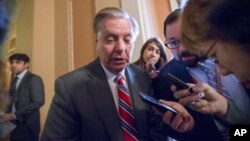 El senador Lindsey Graham, de Carolina del Sur, dijo al terminar una reunión de legisladores republicanos, que "no habrá audiencia, ni votación¨ para un nominado del presidente Obama a la Corte Suprema.