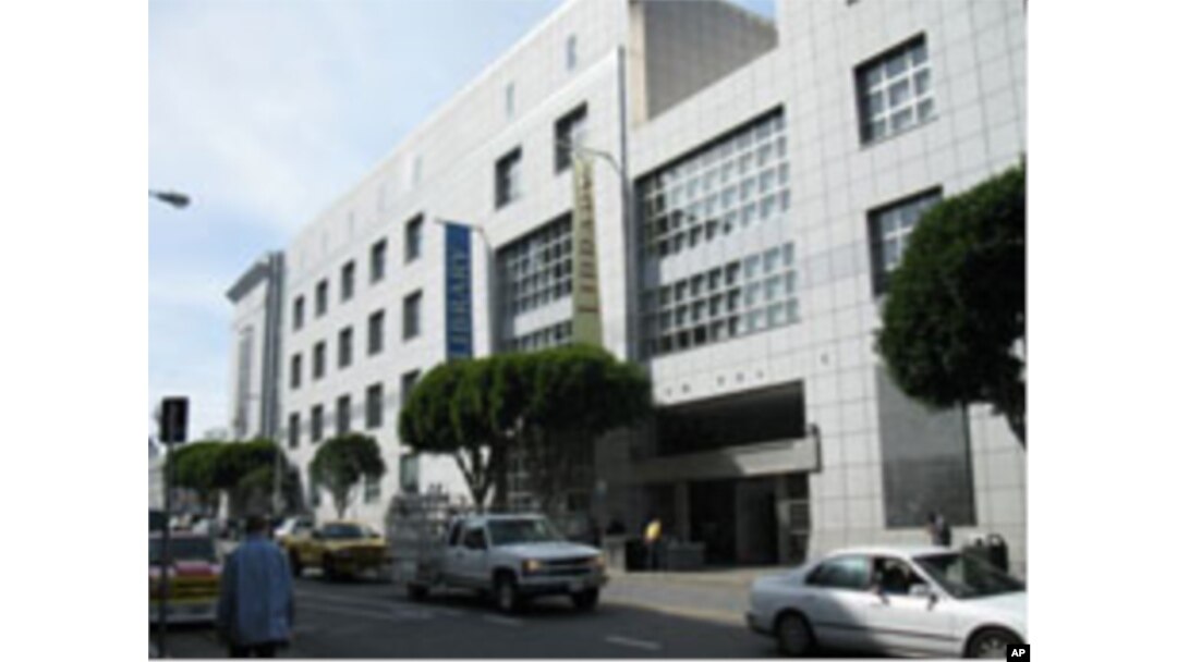Many jobless and homeless people find sanctuary at the San Francisco Public Library.