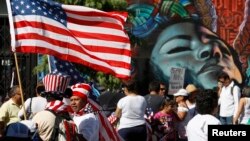 지난해 10월 미국 서부 로스앤젤레시에서 이민 개혁을 요구하는 시위가 열렸다. (자료사진)