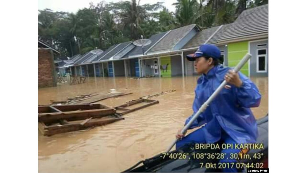 Contoh Pawarta Bahasa Jawa Tentang Banjir 5w1h Bagikan