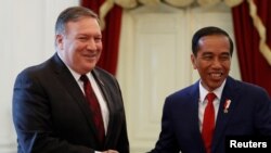 美國國務卿邁克·蓬佩奧（Mike Pompeo）會見印尼總統佐科·維多多（2018年8月5日）