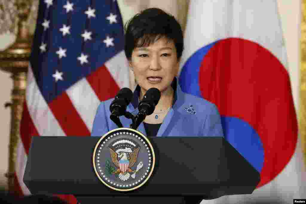 박근혜 한국 대통령이 7일 백악관 미·한 정상회담 후 열린 기자회견에서 발언하고 있다.