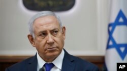 Perdana Menteri Israel Benjamin Netanyahu dalam acara rapat kabinet di Yerusalem. 