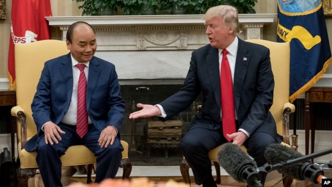Thủ tướng Việt Nam và Tổng thống Mỹ tại Nhà Trắng hôm 31/5.