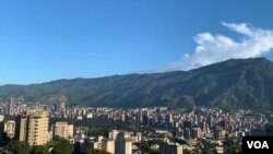 Vista del Parque Nacional Waraira Repano, originalmente El Ávila, en Caracas. Foto: Carolina Alcalde - VOA.