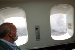 Manavgat'taki yangını havadan izleyen Cumhurbaşkanı Erdoğan