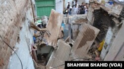 အာဖဂန်နစ္စတန် မြောက်ပိုင်း အားပြင်းငလျင်ကြောင့် ပြိုကျပျက်စီးမှုမြင်ကွင်း။ (အောက်တိုဘာ ၂၆၊ ၂၀၁၅) 