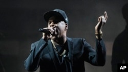 Jay-Z memimpin dengan meraih delapan nominasi Grammy Awards ke-60,